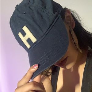 Hilfiger Hat 🌼BUNDLE 3 = FREE SHIPPING